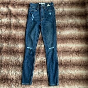 Abercrombie & Fitch Ultra High Rise Distressed Skinny Jeans